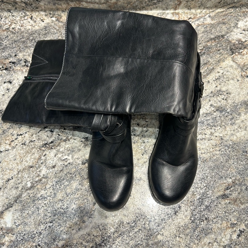 Women’s Black Leather Boots